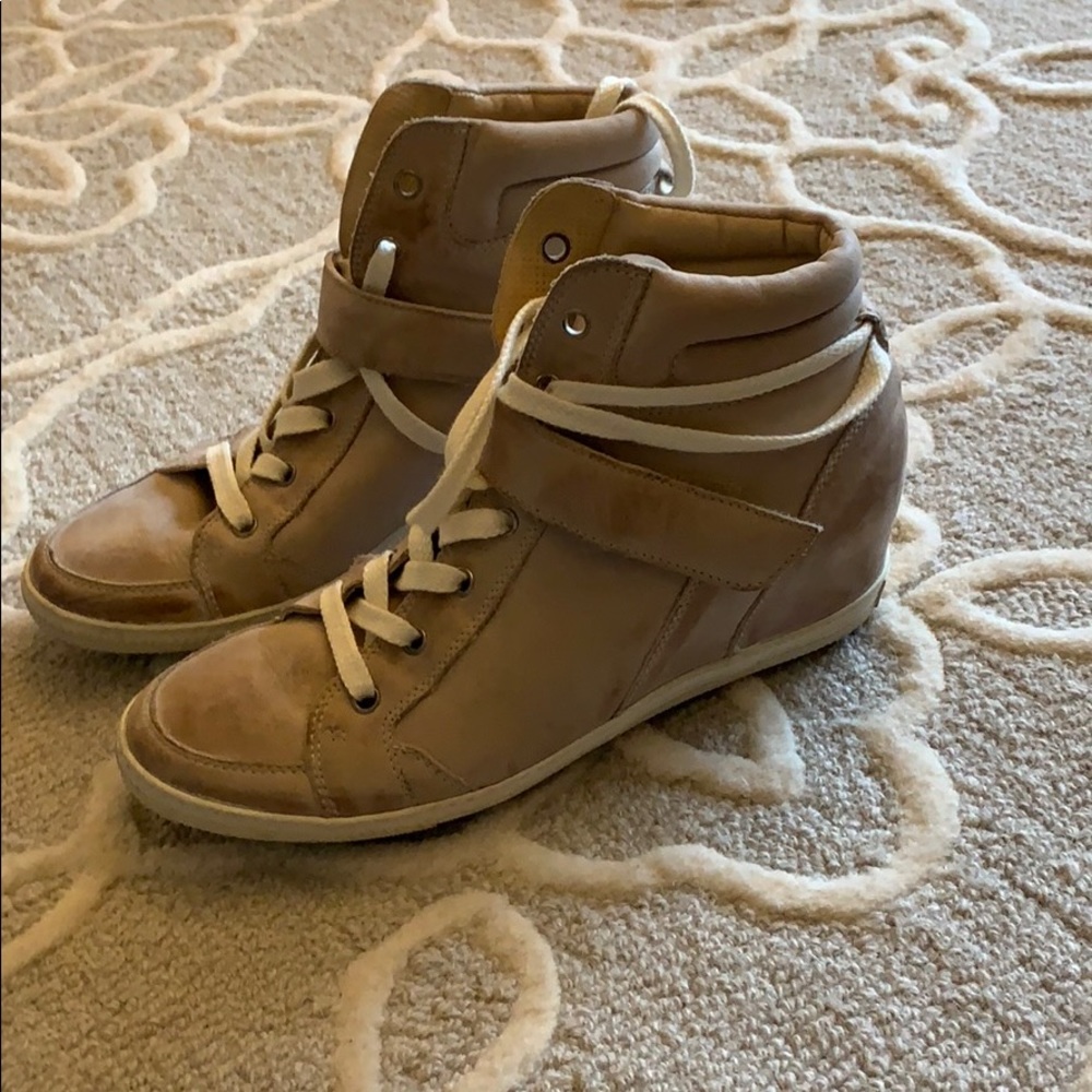 Paul Green Sneaker Wedges sz 7